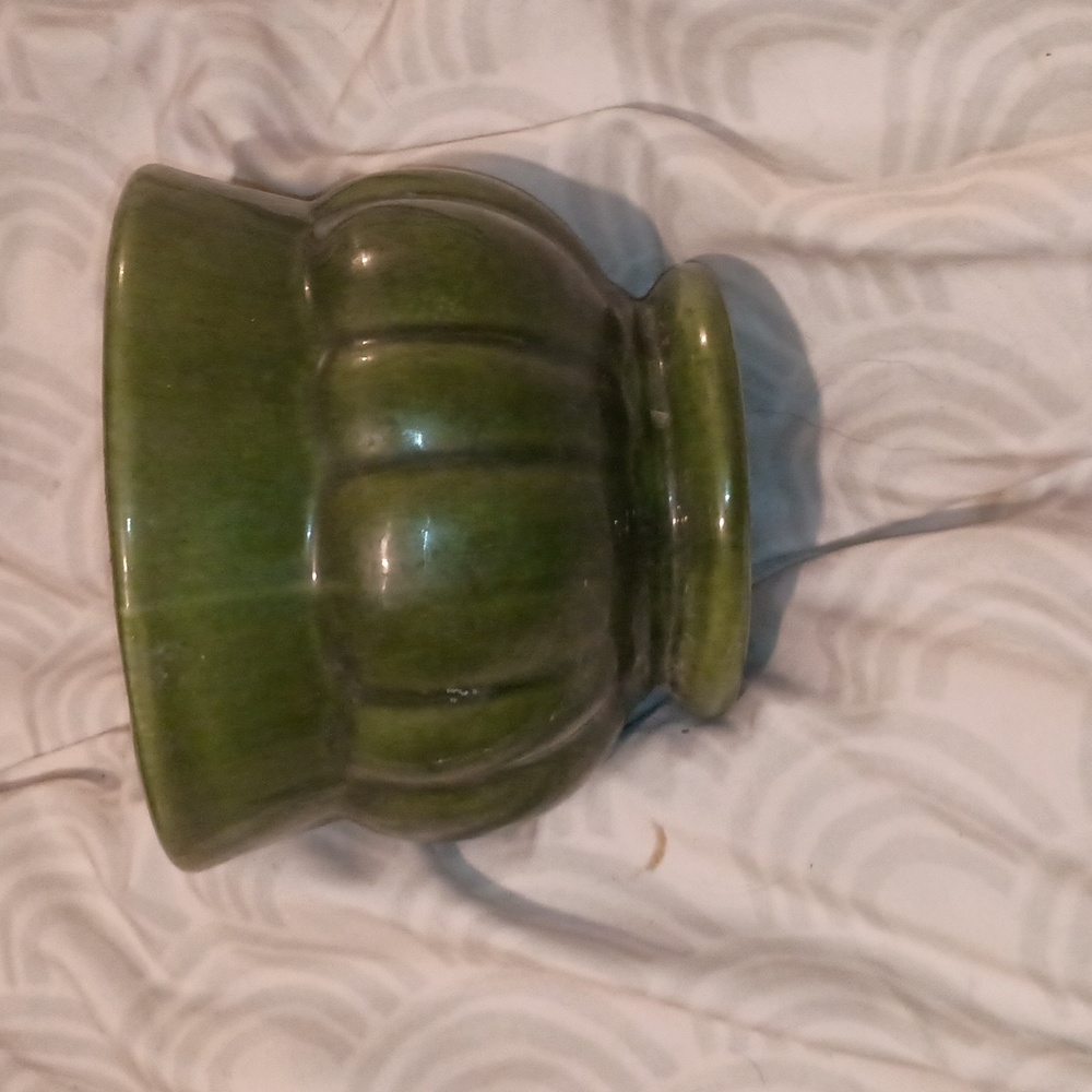 Flower pot